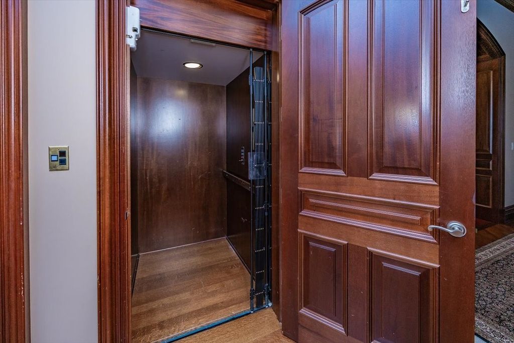 Exquisite Design Unparalleled Quality Indiana Estate by Pete McCullough Priced at 3.8 Million 24