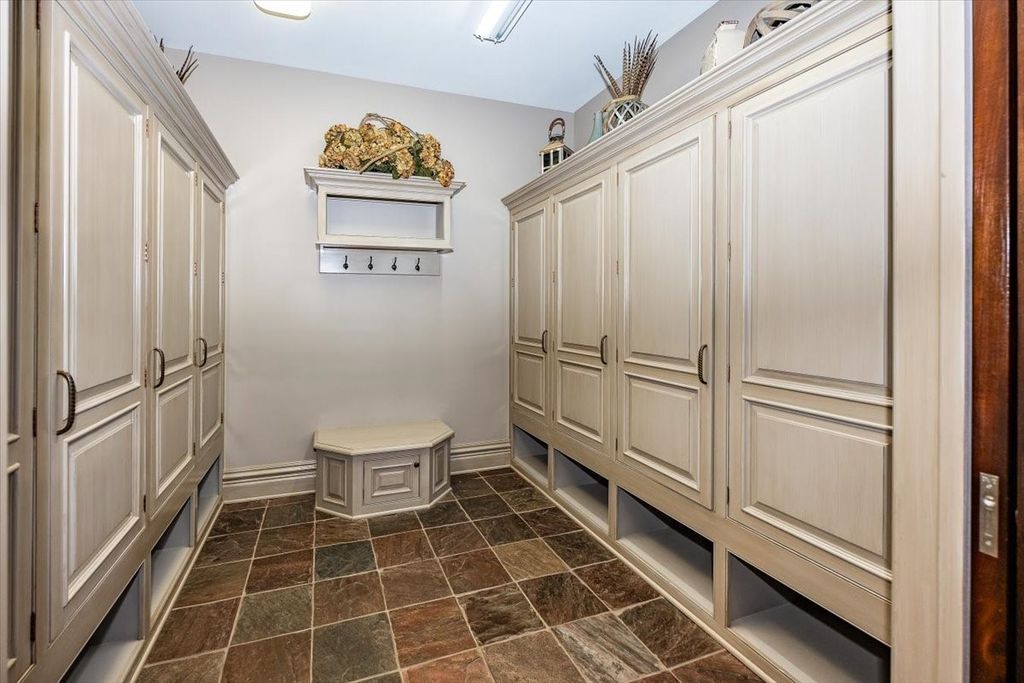 Exquisite Design Unparalleled Quality Indiana Estate by Pete McCullough Priced at 3.8 Million 25