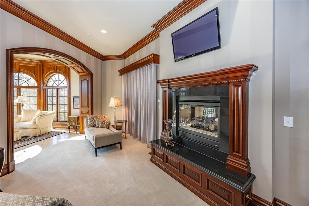Exquisite Design Unparalleled Quality Indiana Estate by Pete McCullough Priced at 3.8 Million 32