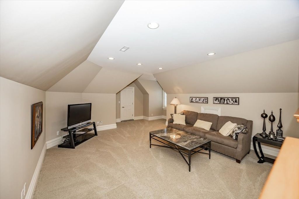 Exquisite Design Unparalleled Quality Indiana Estate by Pete McCullough Priced at 3.8 Million 43