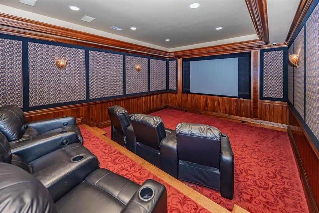 Exquisite Design Unparalleled Quality Indiana Estate by Pete McCullough Priced at 3.8 Million 58