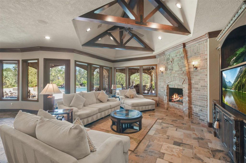 Hansons Resort Expansive Mediterranean Estate with Tuscan Flair in Texas Listed for 6.45 Million 17