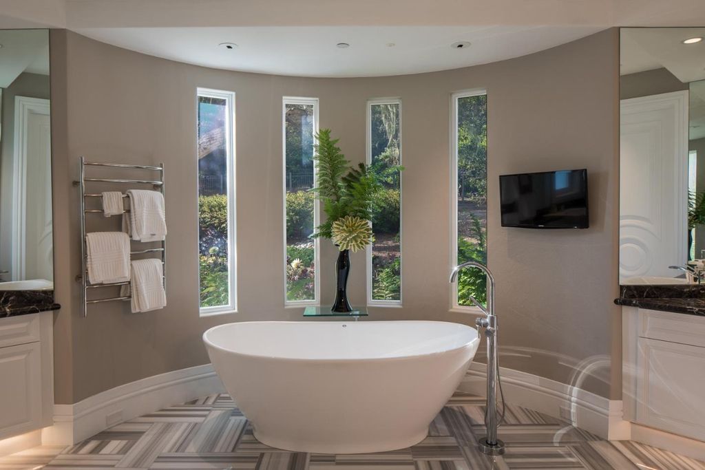 Luxury Living Meets World Class Golf Stunning Pebble Beach Retreat Asking 7995000 16