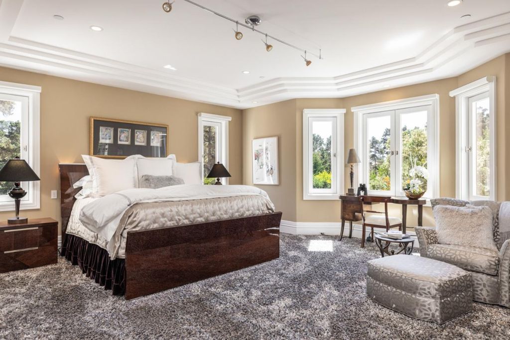 Luxury Living Meets World Class Golf Stunning Pebble Beach Retreat Asking 7995000 19