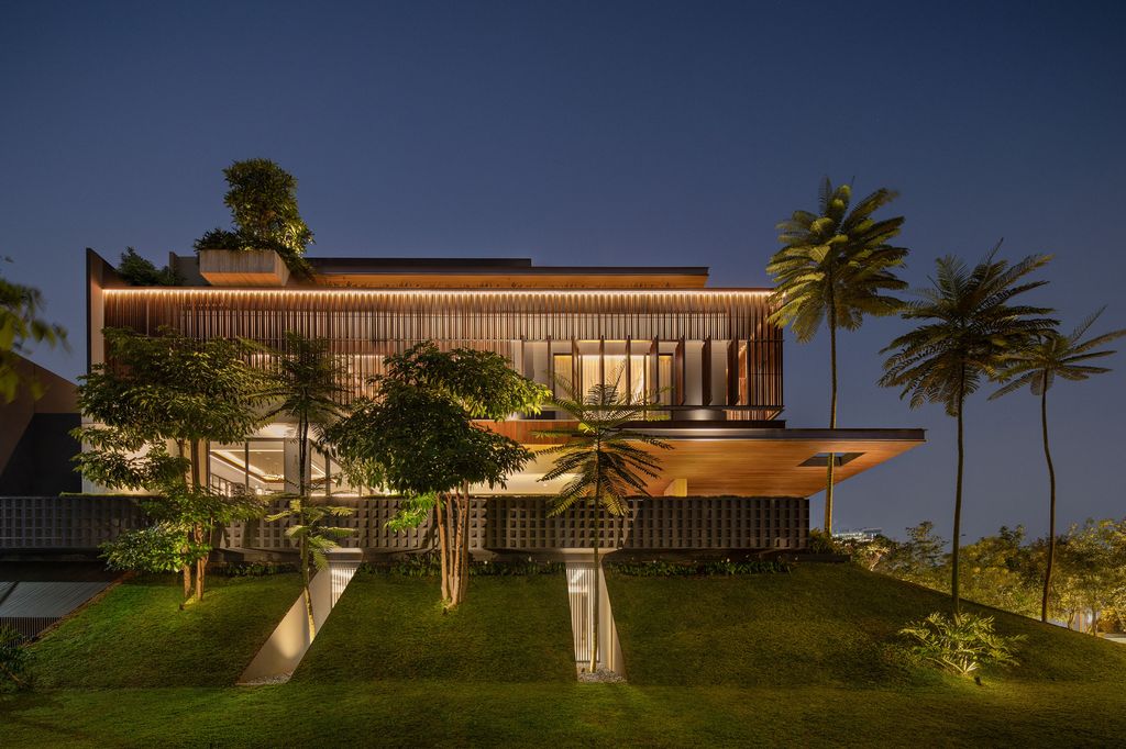 Mentari House Haven of Light Air Privacy by Axial Studio 19