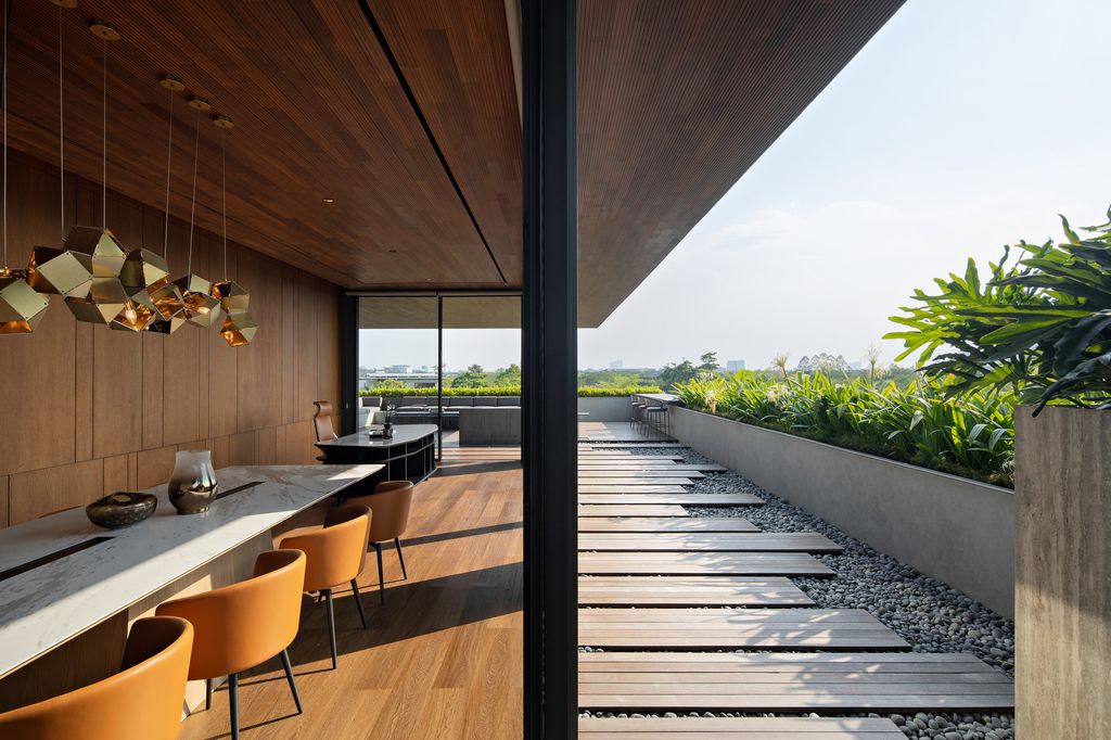 Mentari House Haven of Light Air Privacy by Axial Studio 4