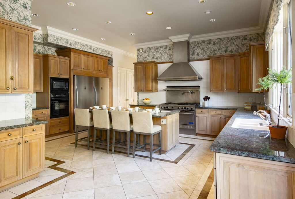 Montecito Masterpiece Incredible Ocean View Estate Offering Unmatched Elegance Listed at 26 Million 12