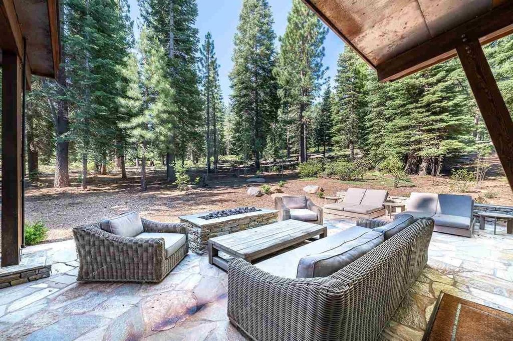 Opulent Mountain Estate in Schaffers Mill Available Now for 3.75 Million 10