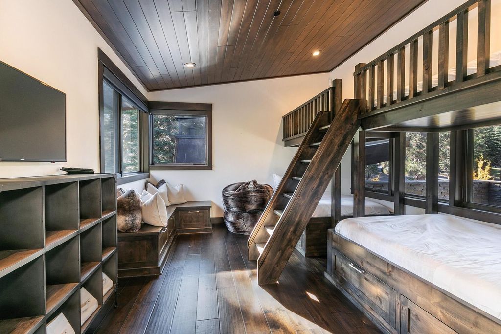 Opulent Mountain Estate in Schaffers Mill Available Now for 3.75 Million 18