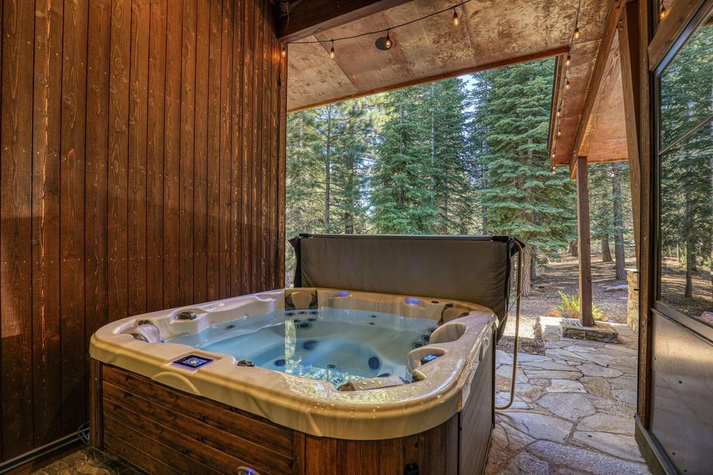 Opulent Mountain Estate in Schaffers Mill Available Now for 3.75 Million 7