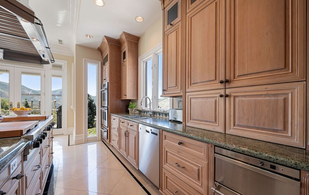 Sophistication Meets Comfort Custom Built Estate in Emigration Canyon Asking 6.4 Million 12