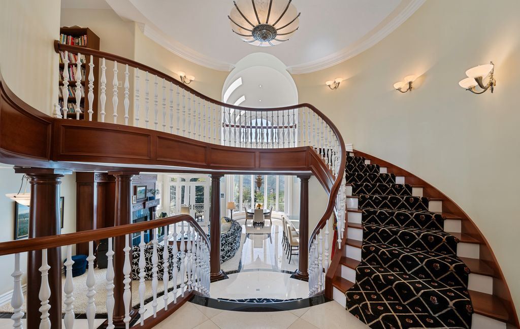 Sophistication Meets Comfort Custom Built Estate in Emigration Canyon Asking 6.4 Million 2
