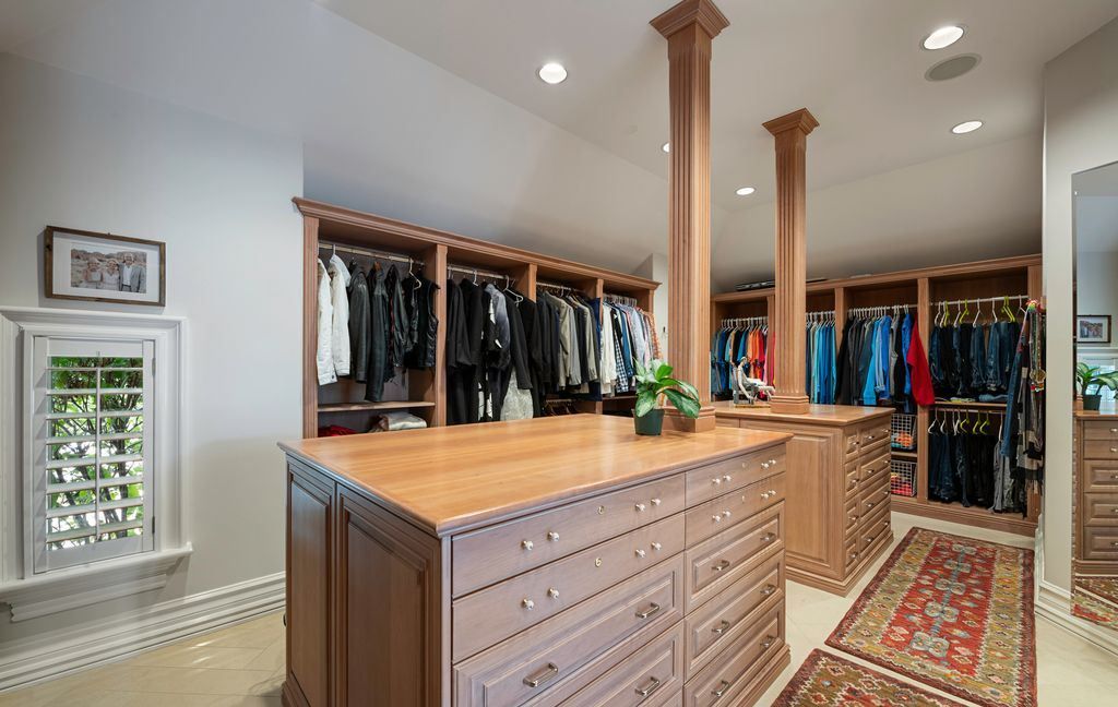 Sophistication Meets Comfort Custom Built Estate in Emigration Canyon Asking 6.4 Million 22