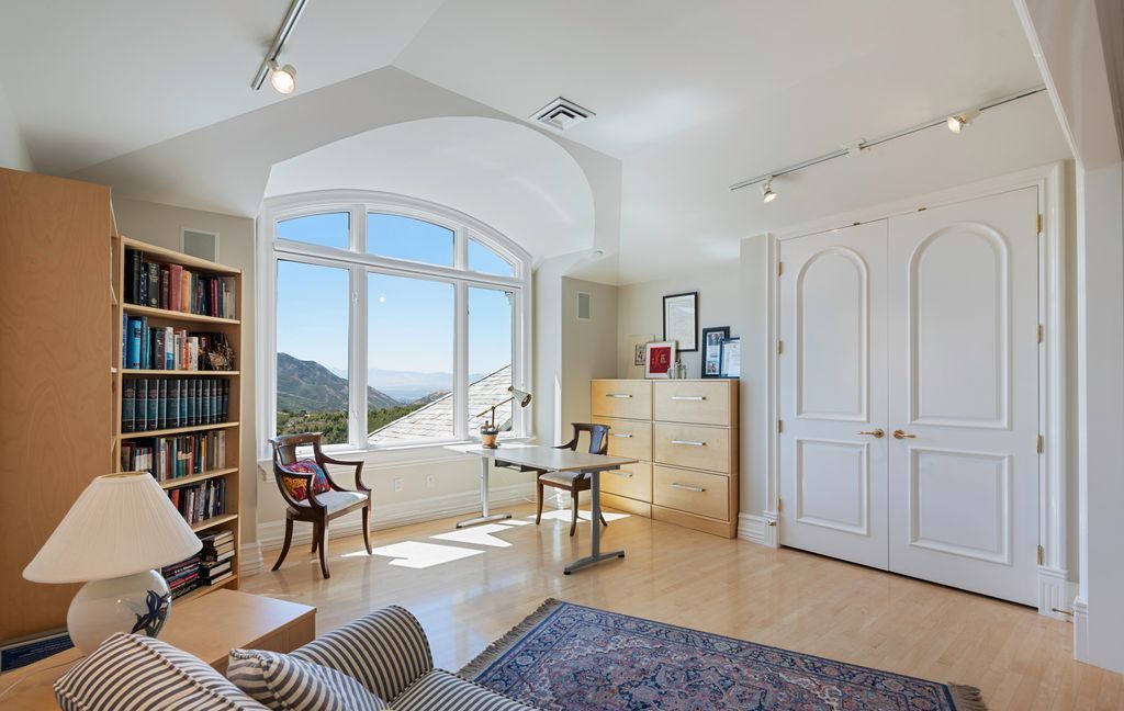 Sophistication Meets Comfort Custom Built Estate in Emigration Canyon Asking 6.4 Million 24