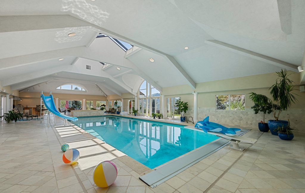 Sophistication Meets Comfort Custom Built Estate in Emigration Canyon Asking 6.4 Million 40
