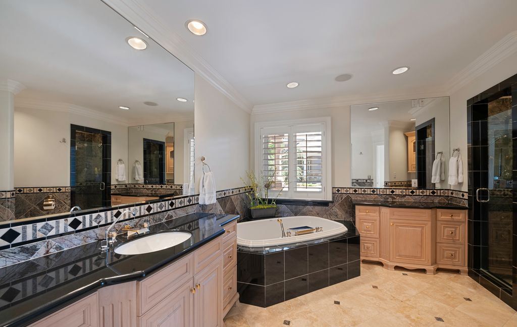 Sophistication Meets Comfort Custom Built Estate in Emigration Canyon Asking 6.4 Million 46