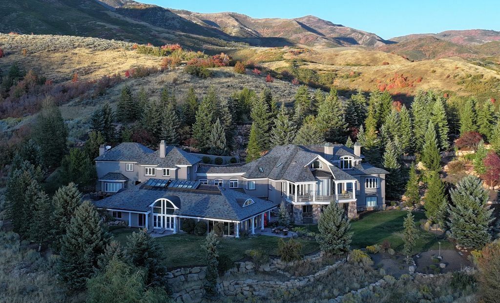 Sophistication Meets Comfort Custom Built Estate in Emigration Canyon Asking 6.4 Million 62