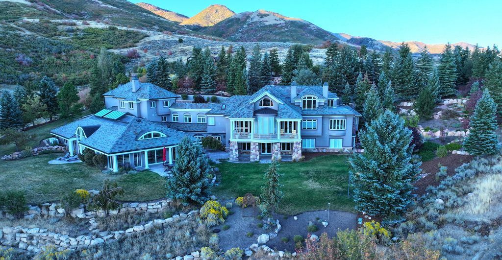 Sophistication Meets Comfort Custom Built Estate in Emigration Canyon Asking 6.4 Million 63