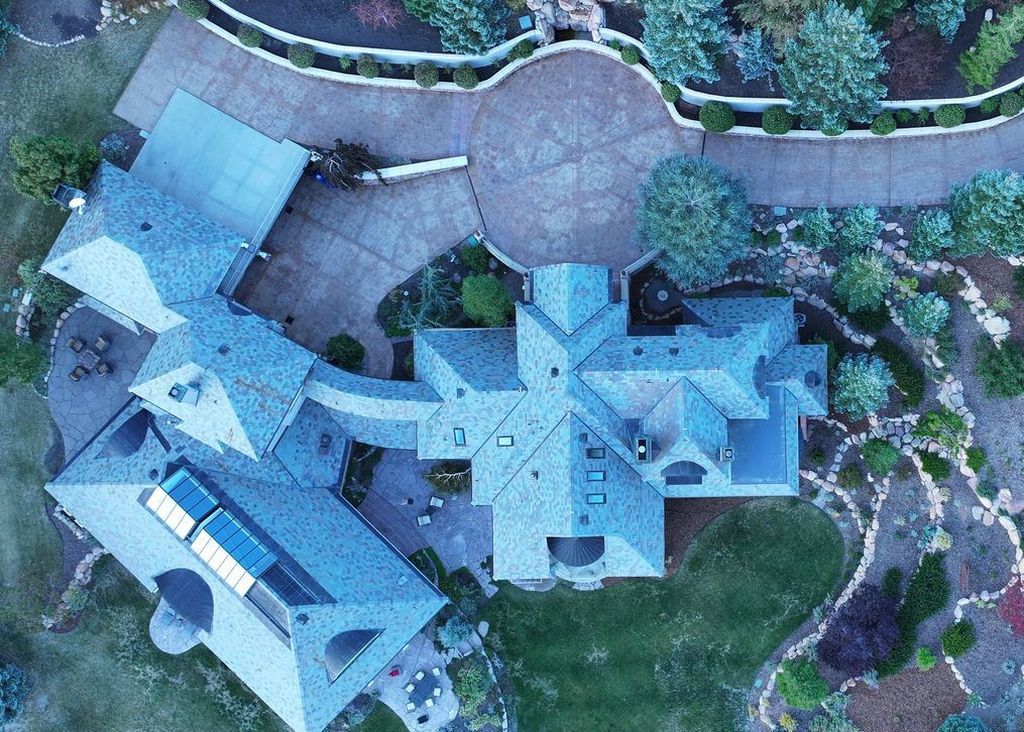 Sophistication Meets Comfort Custom Built Estate in Emigration Canyon Asking 6.4 Million 66