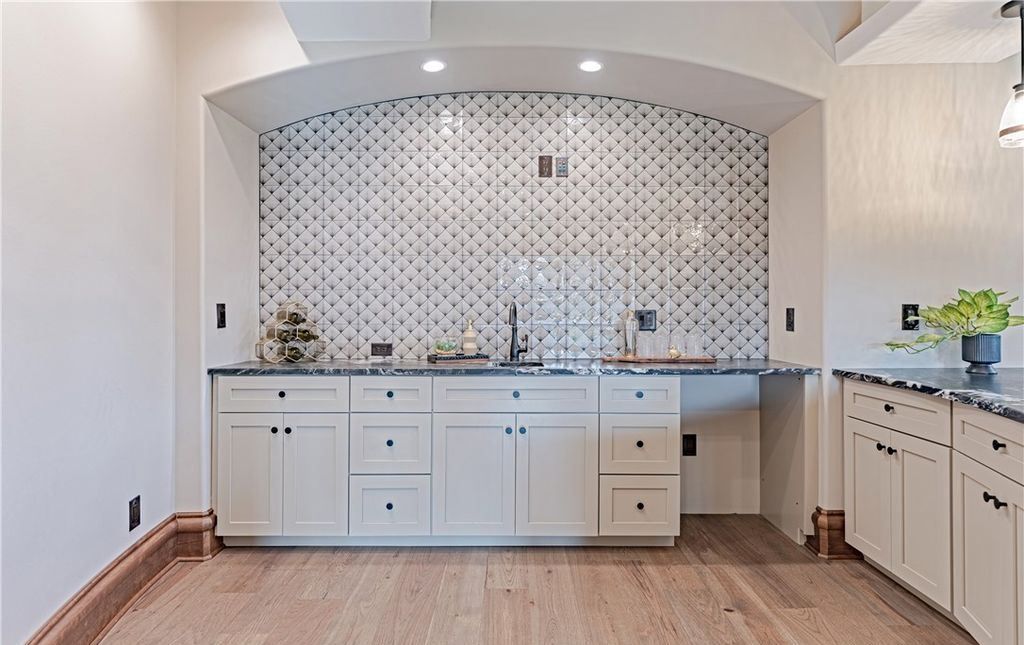 Step into Luxury Exquisite Newly Renovated French Country Estate in Ohio Asking 2.49 Million 27