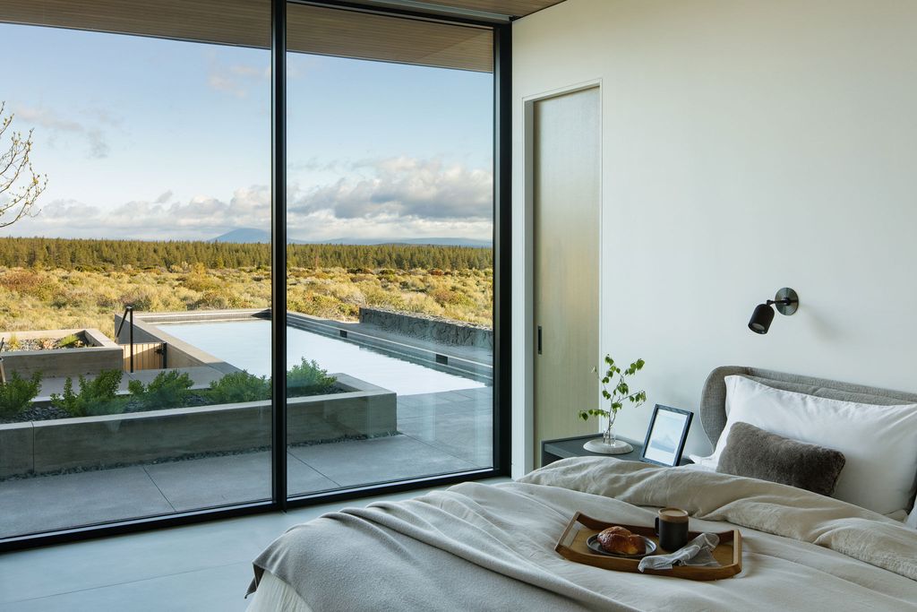 The Expanse House, a retreat by Scott Edwards Architecture