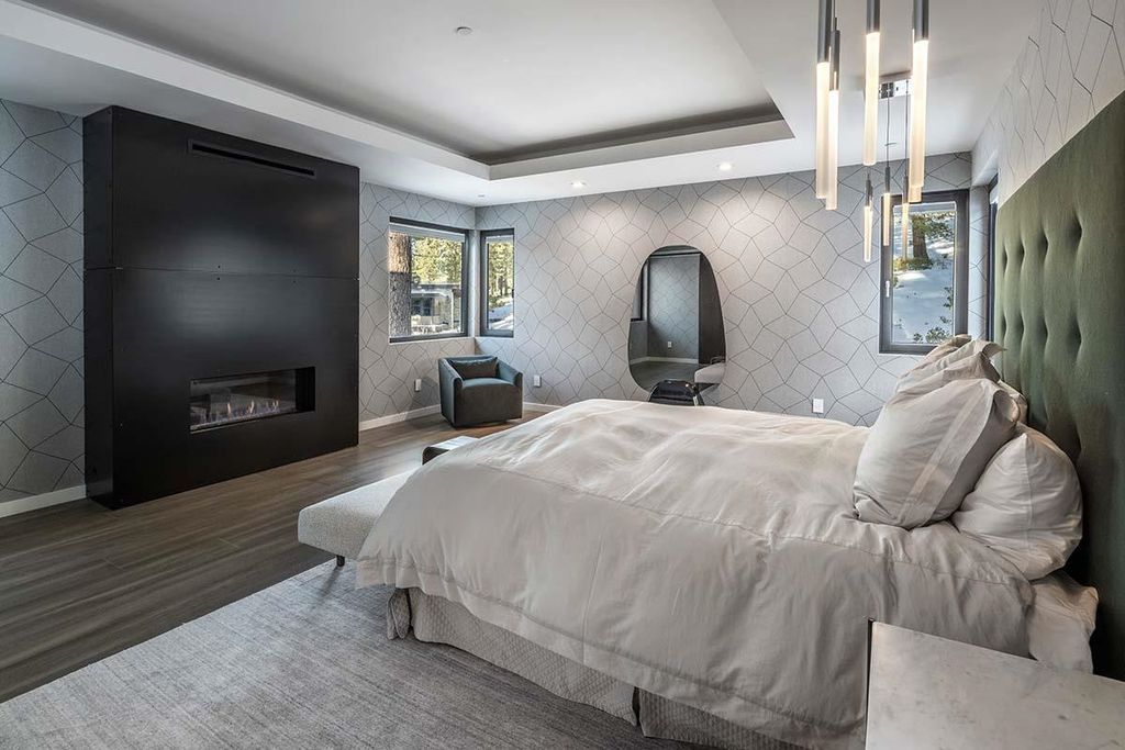 A Contemporary Gem Handsomely Modern Home in Martis Camp for 13795000 12
