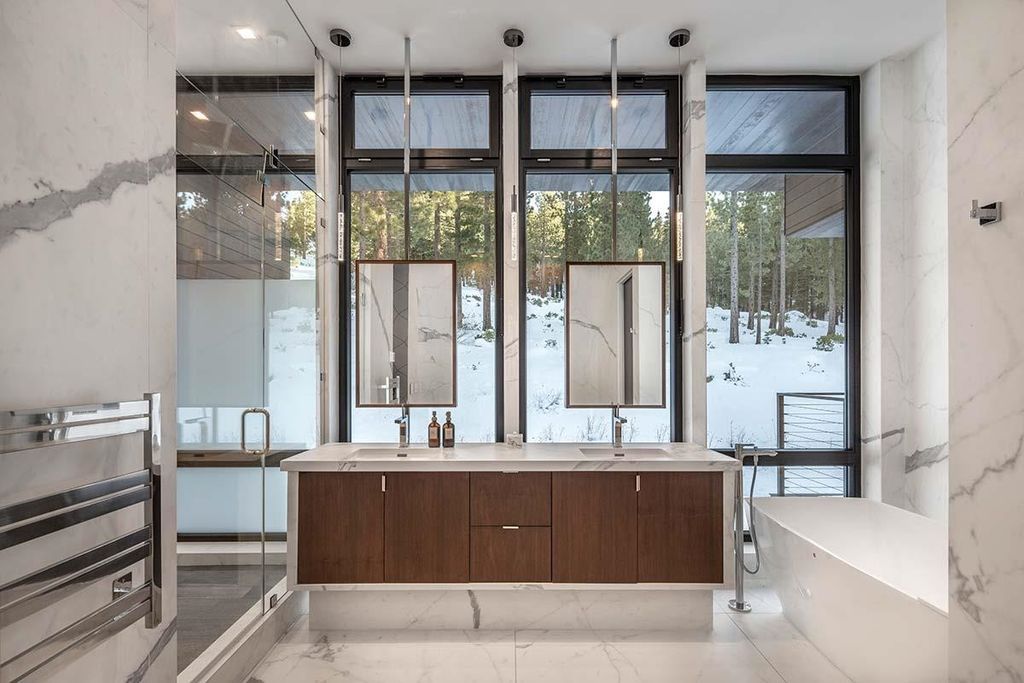 A Contemporary Gem Handsomely Modern Home in Martis Camp for 13795000 13