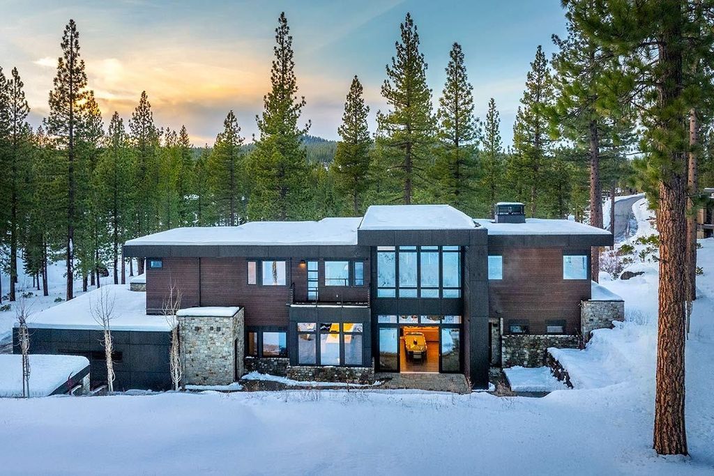A Contemporary Gem Handsomely Modern Home in Martis Camp for 13795000 2