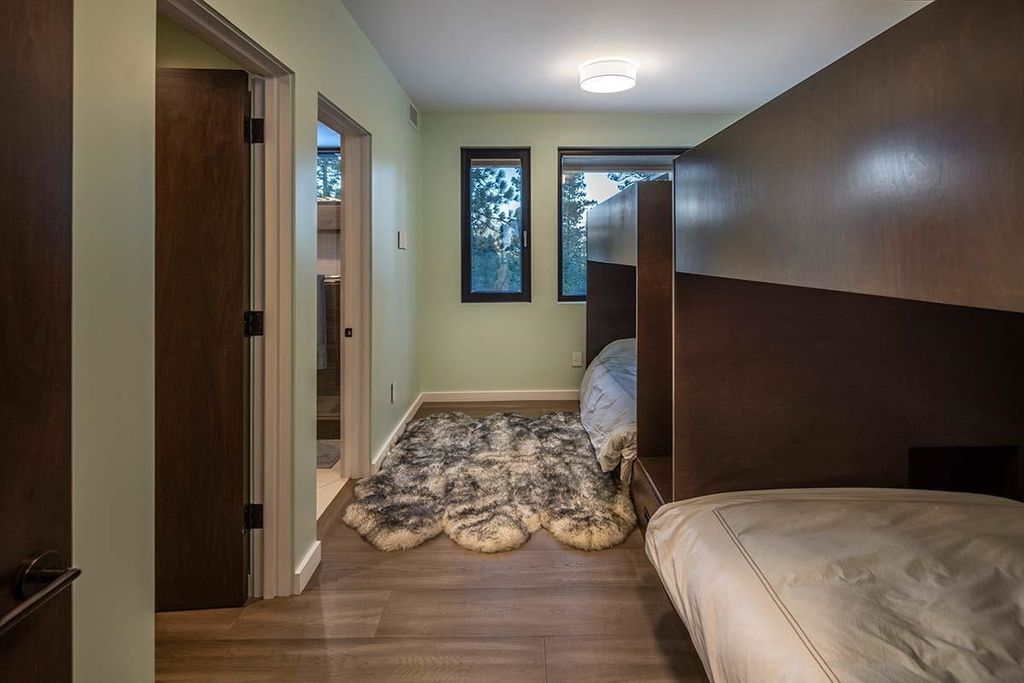 A Contemporary Gem Handsomely Modern Home in Martis Camp for 13795000 23
