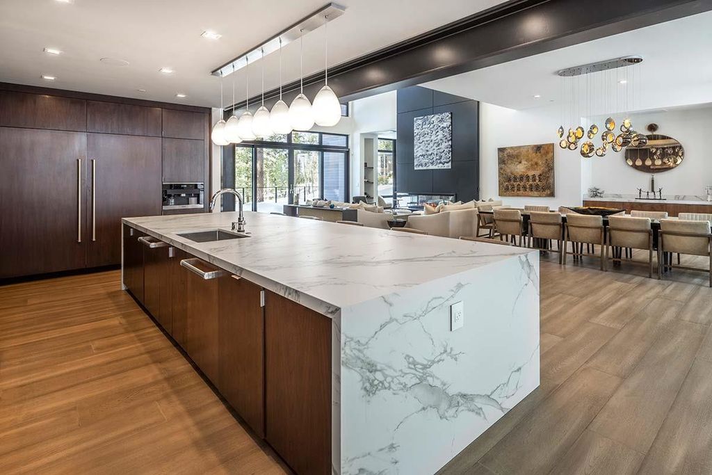 A Contemporary Gem Handsomely Modern Home in Martis Camp for 13795000 6