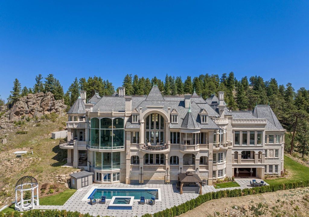 A Masterpiece of Elegance Chateau in the Heart of Evergreen Colorado for 59.998 Million 14