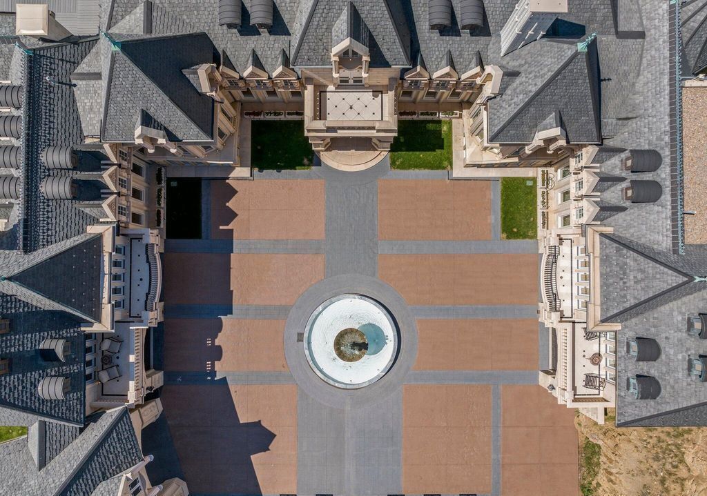 A Masterpiece of Elegance Chateau in the Heart of Evergreen Colorado for 59.998 Million 20