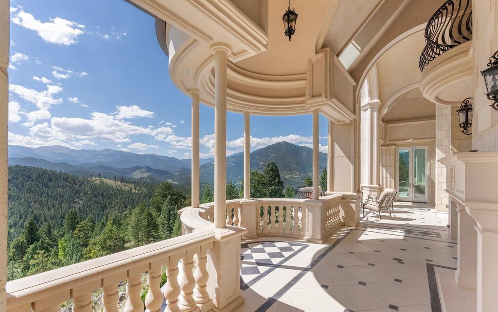 A Masterpiece of Elegance Chateau in the Heart of Evergreen Colorado for 59.998 Million 33