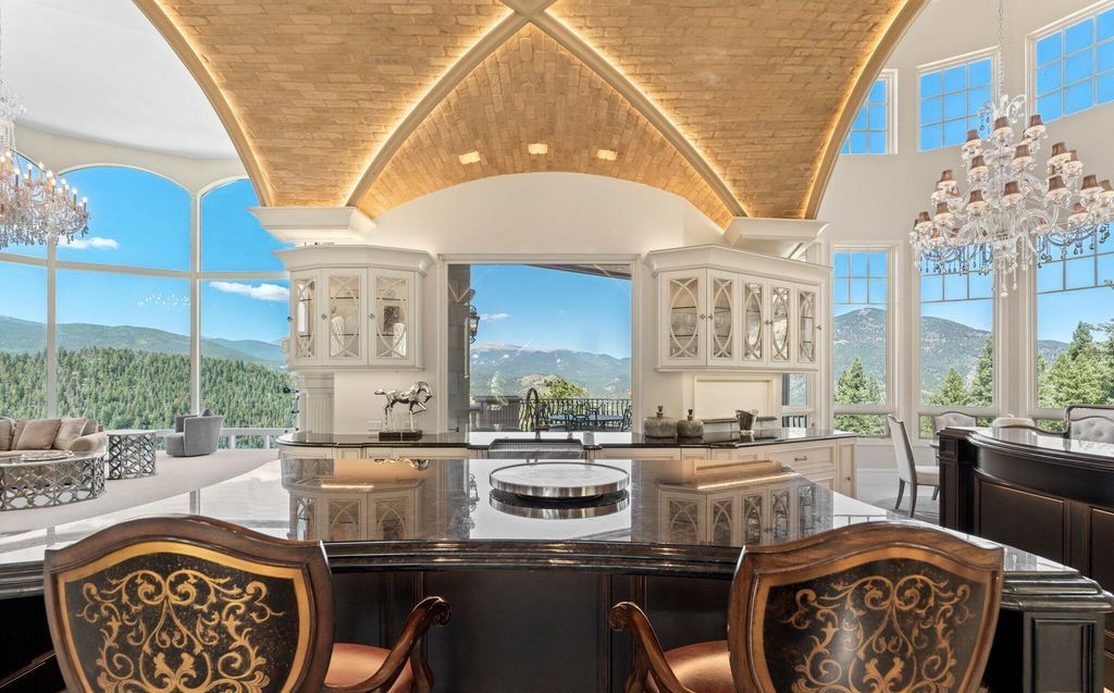 A Masterpiece of Elegance Chateau in the Heart of Evergreen Colorado for 59.998 Million 37