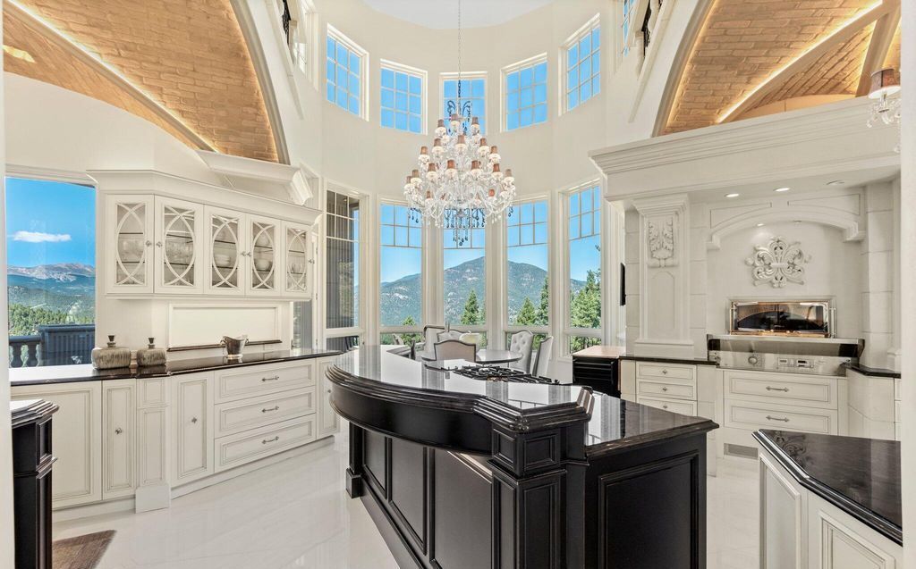 A Masterpiece of Elegance Chateau in the Heart of Evergreen Colorado for 59.998 Million 39