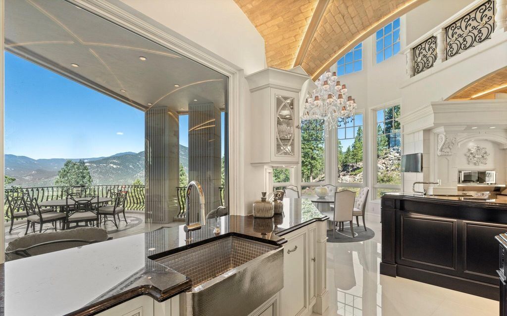 A Masterpiece of Elegance Chateau in the Heart of Evergreen Colorado for 59.998 Million 43