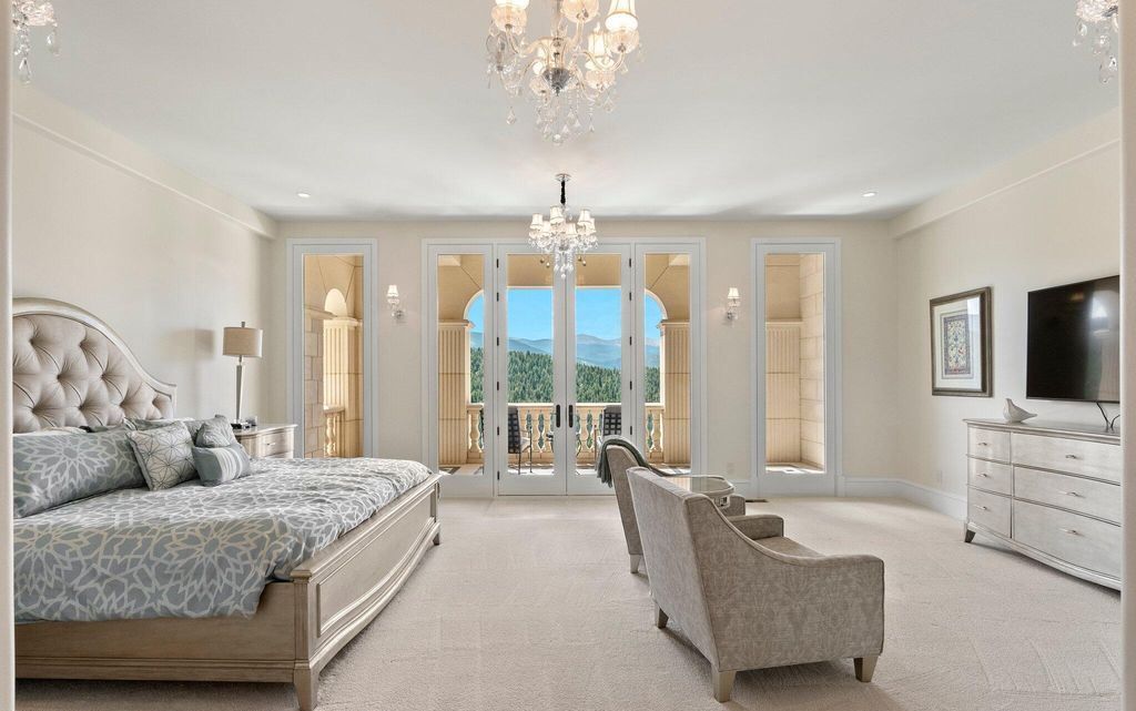 A Masterpiece of Elegance Chateau in the Heart of Evergreen Colorado for 59.998 Million 55