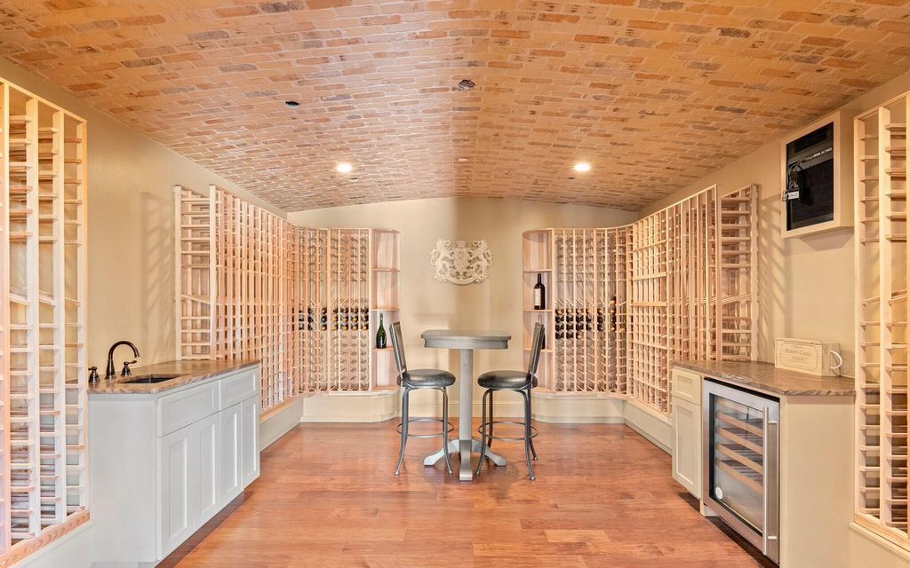 A Masterpiece of Elegance Chateau in the Heart of Evergreen Colorado for 59.998 Million 66