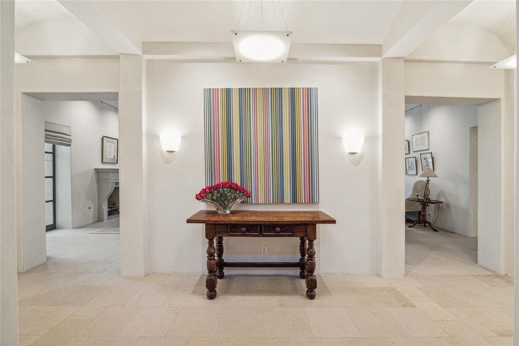 A Masterpiece of Timeless Elegance and Modern Design in Texas Offered at 19.99 Million 12