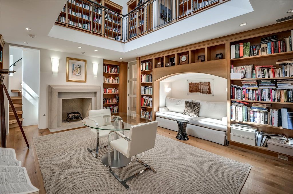 A Masterpiece of Timeless Elegance and Modern Design in Texas Offered at 19.99 Million 18
