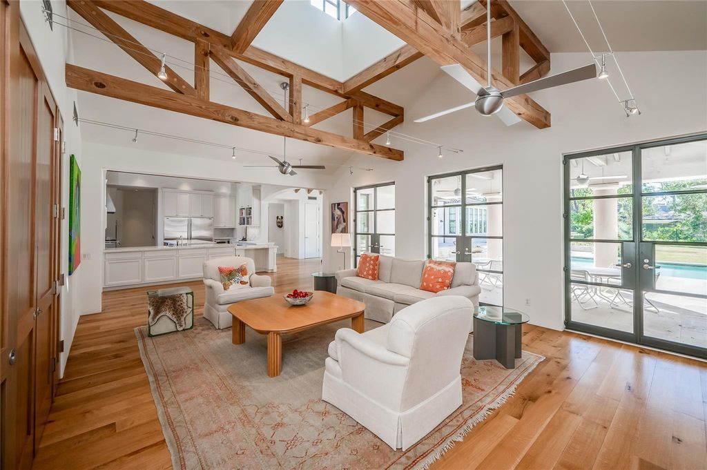 A Masterpiece of Timeless Elegance and Modern Design in Texas Offered at 19.99 Million 23