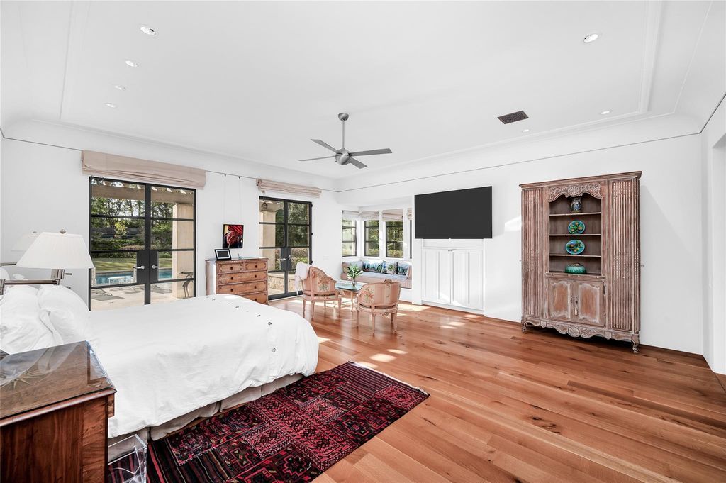 A Masterpiece of Timeless Elegance and Modern Design in Texas Offered at 19.99 Million 24