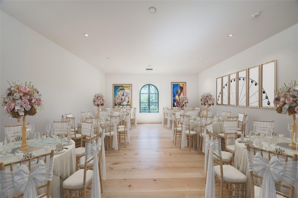 A Masterpiece of Timeless Elegance and Modern Design in Texas Offered at 19.99 Million 30