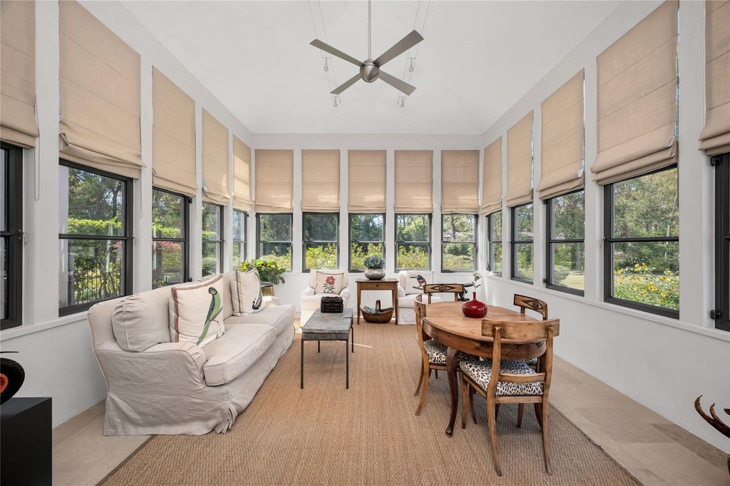 A Masterpiece of Timeless Elegance and Modern Design in Texas Offered at 19.99 Million 5