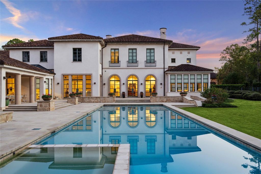 A Masterpiece of Timeless Elegance and Modern Design in Texas Offered at 19.99 Million 8