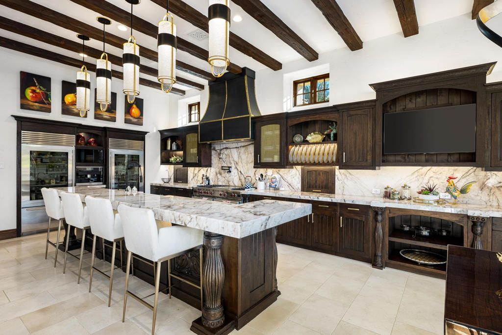 A View Lovers Dream Luxurious California Estate Listed at 9.799 Million 14