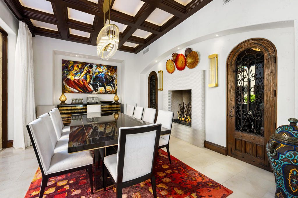A View Lovers Dream Luxurious California Estate Listed at 9.799 Million 19