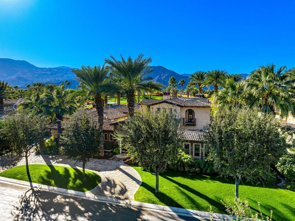 A View Lovers Dream Luxurious California Estate Listed at 9.799 Million 3