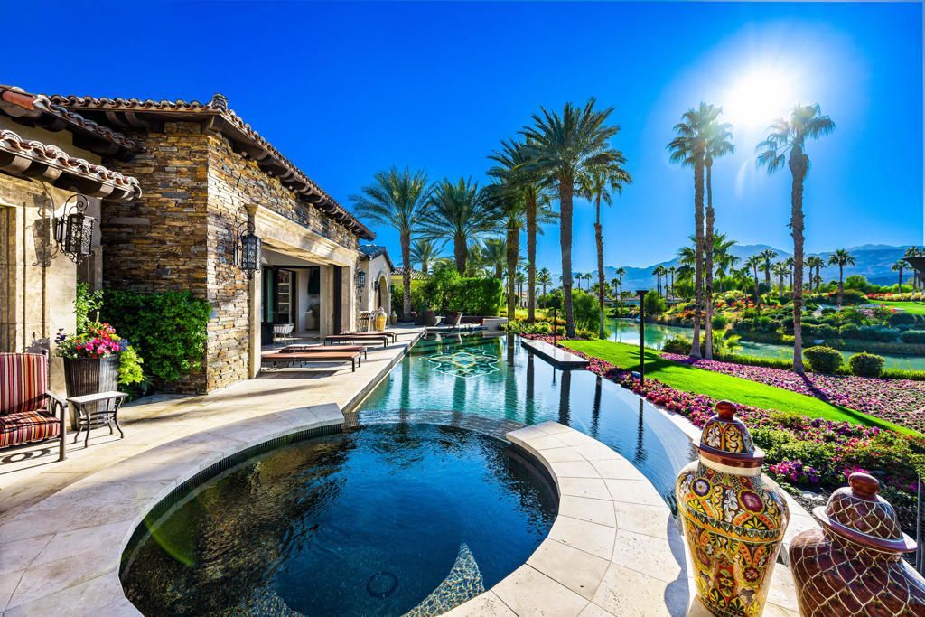 A View Lovers Dream Luxurious California Estate Listed at 9.799 Million 40