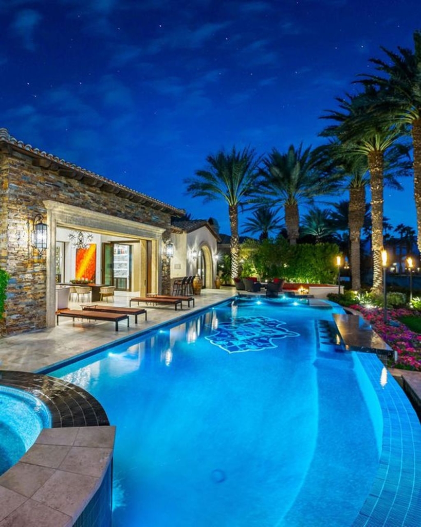 A View Lovers Dream Luxurious California Estate Listed at 9.799 Million 54